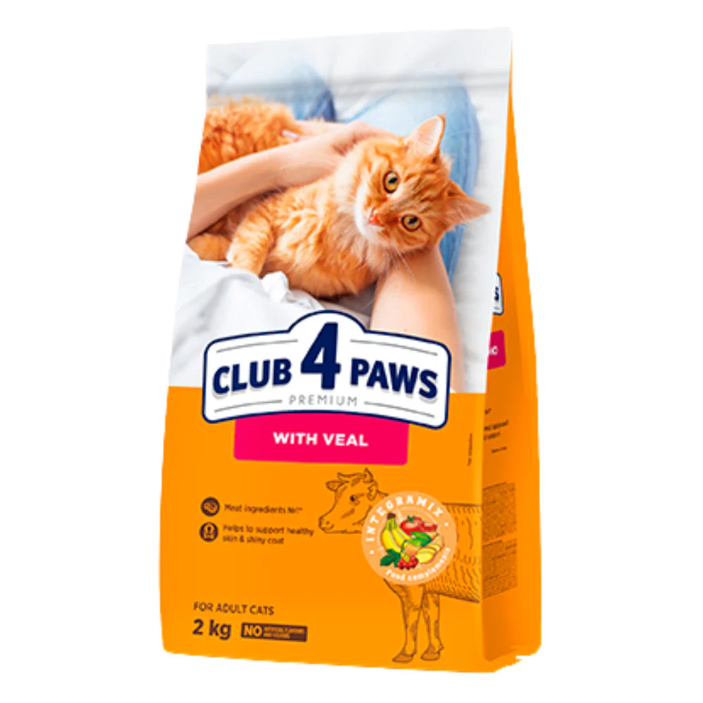 CLUB 4 PAWS PREMIUM for adult cats with Veal