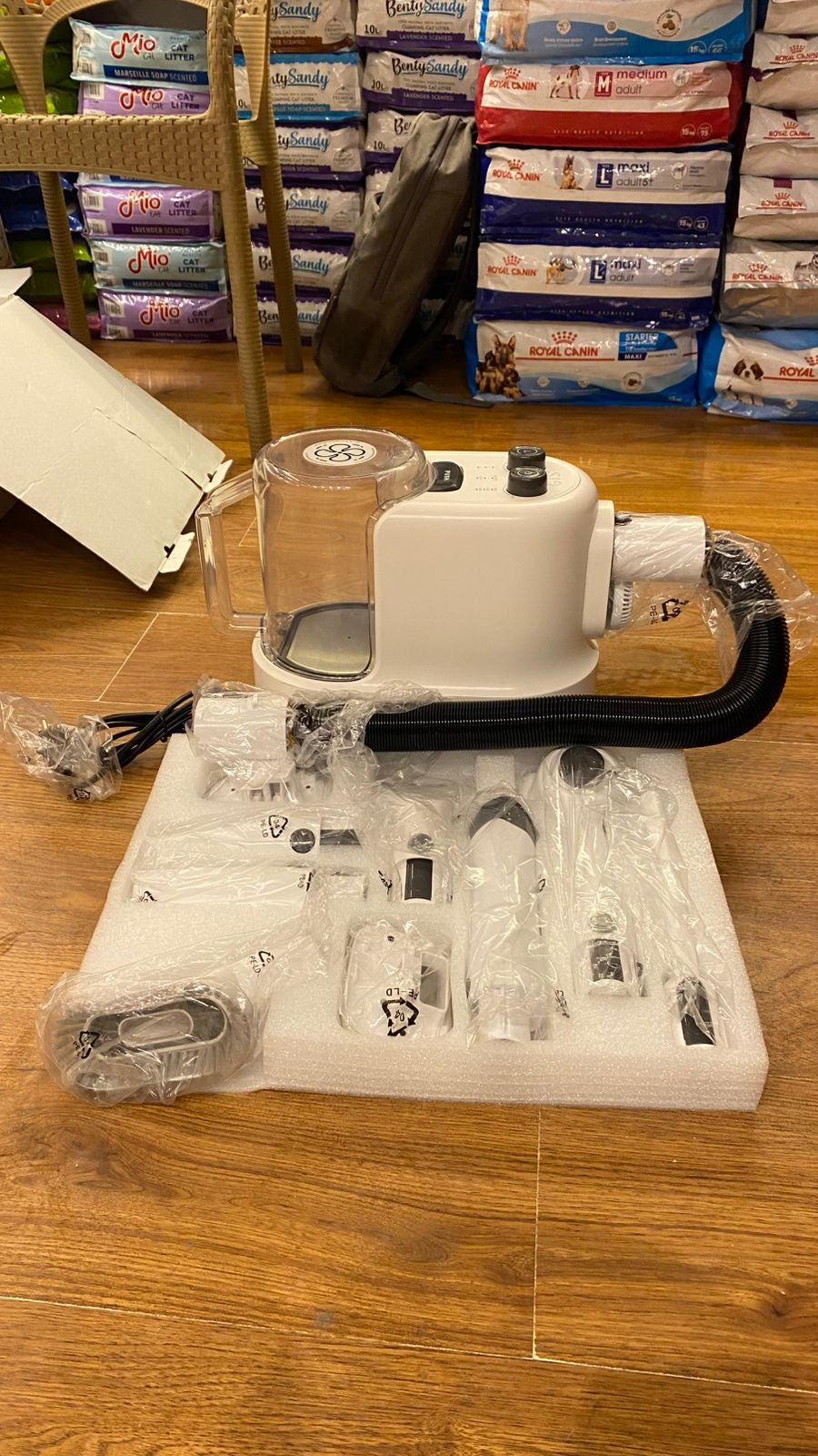 3-in-1 grooming kit: vacuum, dryer, and clippers