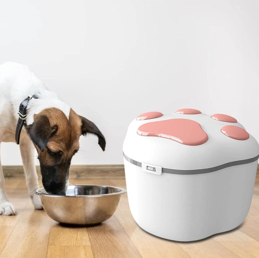 Pet Food Storage Container – Cute Paw Design (Up to 8KG)