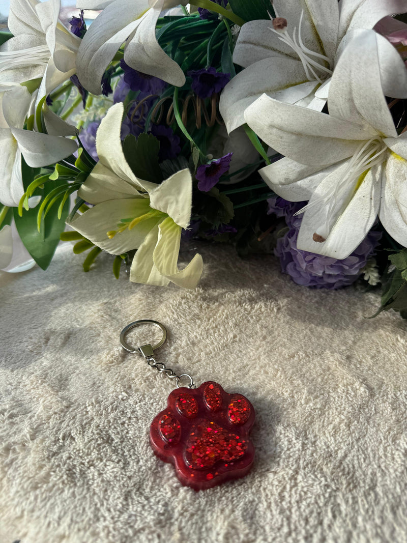 Red Glitter Paw Keychain – Stylish Accessory for Pet Parents