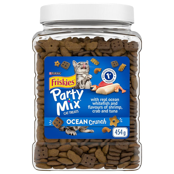 Friskies Party Mix Cat Treats, Ocean Crunch with Real Ocean Whitefish - 454 g Cannister (1 Pack)