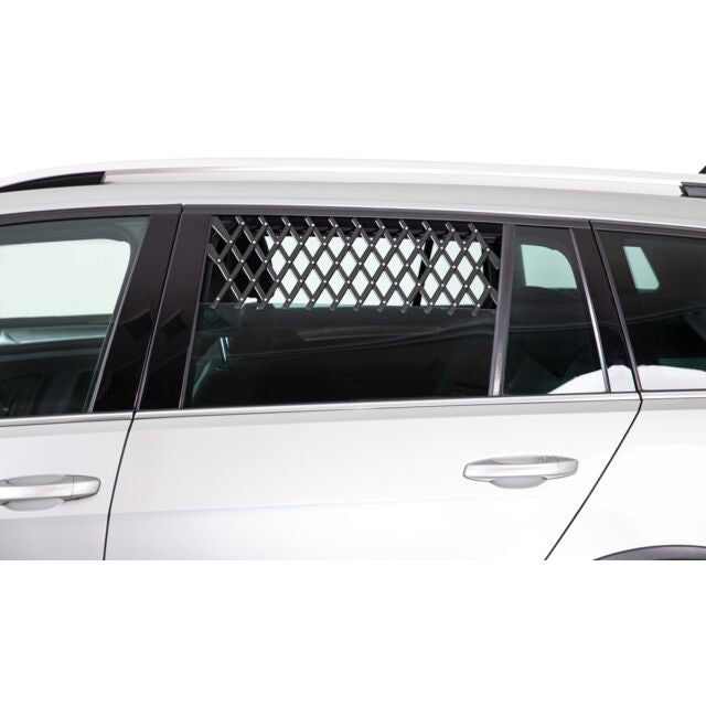 Trixie Ventilation Lattice for Cars - PetYard