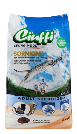 Ciuffi Dry Food for Cats Adult Chicken Sterilized (2KG)
